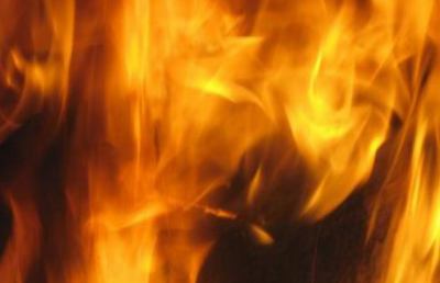 Pagliare del Tronto, tre automobili vanno a fuoco nella notte