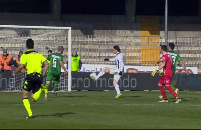 Ascoli-Avellino 3-4, i momenti chiave di una gara pazzesca