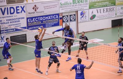 Volley Serie B1, per la Videx c'è il Carpi sulla strada verso il sogno