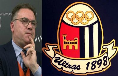 Ascoli, confronto tra gli Ultras 1898 e Cardinaletti in Corso Vittorio Emanuele