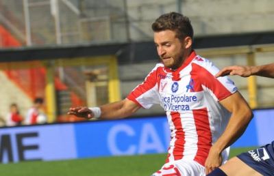 Vicenza, contro l'Ascoli saranno tanti gli assenti. Pessimismo per Laverone e Vigorito