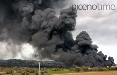 Nube Italpannelli, i Sindaci della Vallata si rivolgono all'Arpam