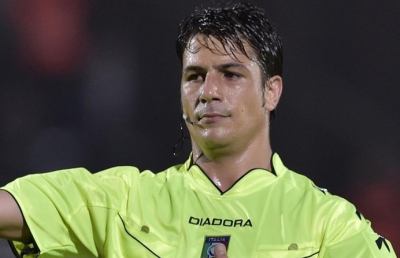 Ascoli-Cagliari, arbitra Manganiello. Un solo precedente con i bianconeri