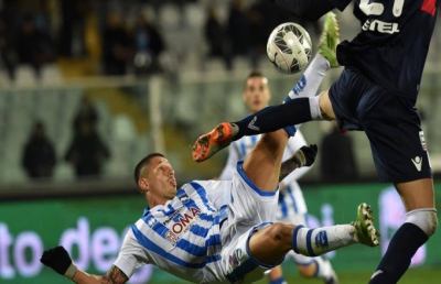Pescara-Cesena 1-0, una magia di Lapadula riporta il Delfino sul podio