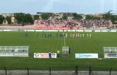 Vis Pesaro-Monticelli 3-1, troppi svarioni difensivi per i biancazzurri al ''Benelli''