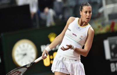 Tennis, un'applauditissima Flavia Pennetta ringrazia pubblico di Roma
