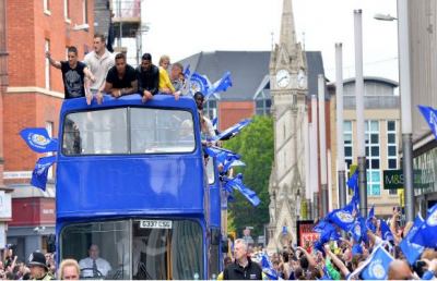 Festa Leicester, Victoria Park tutta per Ranieri e i suoi ragazzi