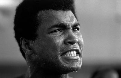 Il mondo piange Cassius Clay, leggendaria “The Rumble in the Jungle” del '74