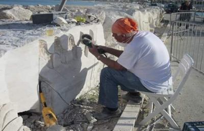 San Benedetto: ''Pittura & Scultura Viva'', serata jazz tra i massi del molo 
