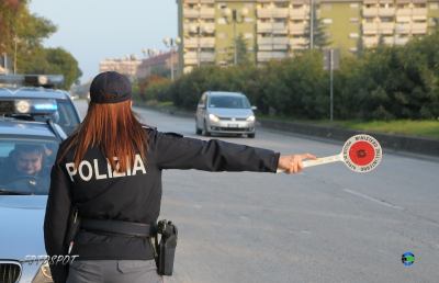 Polizia Ascoli e Fermo rintraccia due uomini con provvedimento di carcerazione