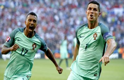 Euro 2016, Ronaldo lancia nel lago il microfono di un giornalista