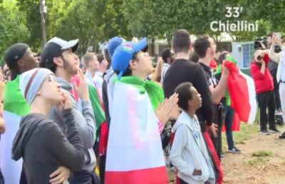 Italia ai quarti di finale, tifosi impazziscono ai gol di Chiellini e Pellè