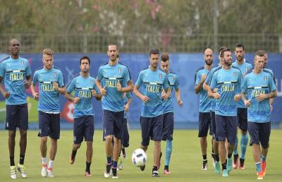 Italia, buonumore prima della Germania. In allenamento tutti contro Zaza