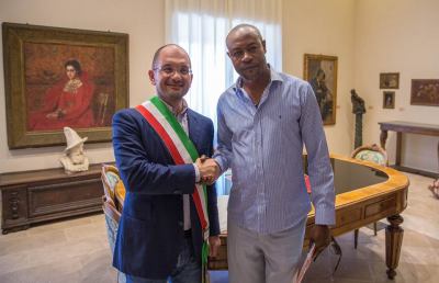 Ascoli Piceno, congolese diventa italiano per poter lavorare in Africa