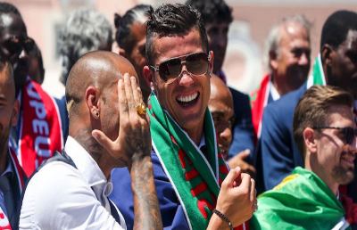 Ronaldo in trionfo a Lisbona: “Nella storia del Portogallo, obrigado a todos”