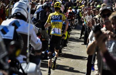 Froome come Forrest Gump al Tour de France... Corri Chris, corri! 