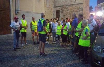 Castorano, successo per ''Passeggiando e mirando sotto le stelle''