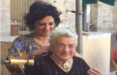 Quintana, dame ornate dai gioielli dei maestri orafi della Cna Picena