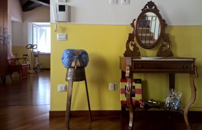 “A scuola anche di volontariato”: due generazioni che si prendono per mano