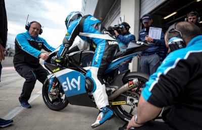 Moto3: clamoroso in Austria, Fenati sospeso dallo Sky Racing Team