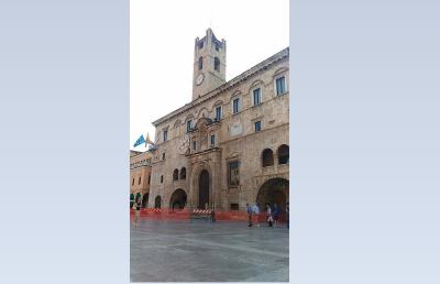 Ascoli Piceno, partono i lavori per messa in sicurezza Palazzo dei Capitani