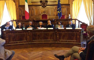 Prefettura Ascoli, riunione post sisma con Curcio ed il commissario Errani