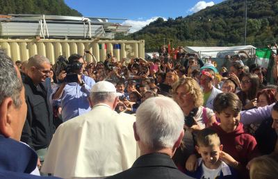 Terremoto, il Papa in visita nei paesi colpiti dal sisma