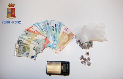 Squadra Mobile, arrestato 52enne ascolano per detenzione e spaccio droga