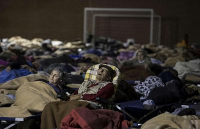 Terremoto, notte di ansia e tensione. Sciame sismico continua a farsi sentire
