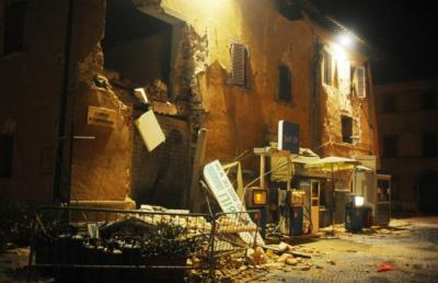 Terremoto, nuovi crolli nel Maceratese. Visita della Boldrini ad Ussita