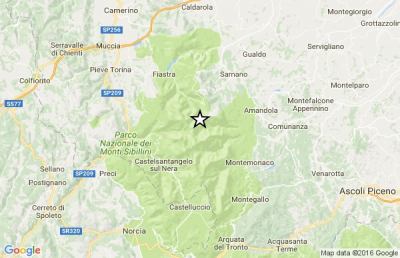Terremoto, nuova scossa vicina a magnitudo 4 nell'entroterra maceratese