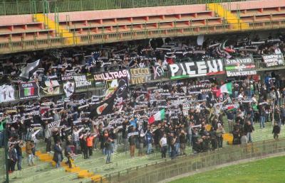 Ascoli, vicina quota 800 tifosi pronti a sostenere il Picchio al ''Matusa''