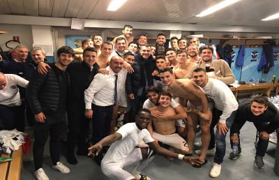 Brescia-Ascoli 1-0, fa festa anche Bobo Vieri. Brocchi: ''E' il mio migliore amico''