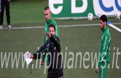 Avellino, Novellino prova subito il 4-4-2. Si ferma di nuovo Soumarè