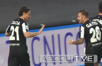 Avellino-Ascoli 1-2, Cacia: “Non vogliamo mollare”. Almici: “Bisogna continuare così”