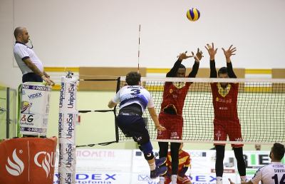 Volley Serie A2, crollo interno della M&G Videx Grottazzolina contro Reggio Emilia