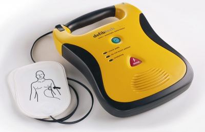 Venagrande,  acquistato defibrillatore accessibile 24 ore su 24 