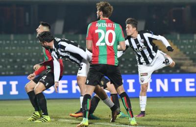 Statistiche Ternana-Ascoli 0-1: un super Mengoni dominatore delle palle recuperate