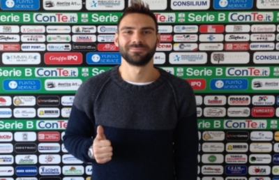 Pro Vercelli, Comi si presenta: “Obiettivo salvezza. A Carpi non giocavo per questioni tecniche”