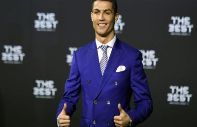 Premio FIFA, Cristiano Ronaldo è il migliore e mima la sua esultanza