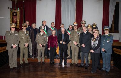 Ascoli Piceno, Castelli conferisce cittadinanza onoraria a tre Corpi dell'esercito