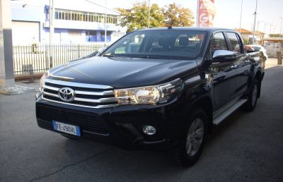 Hilux Toyota, intramontabile e inarrestabile pick-up