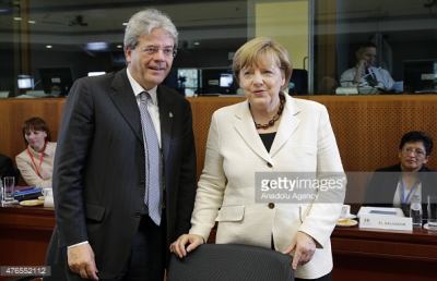 Terremoto, Gentiloni: “Al momento non risultano vittime”. Merkel: “Disponibili ad aiutare”