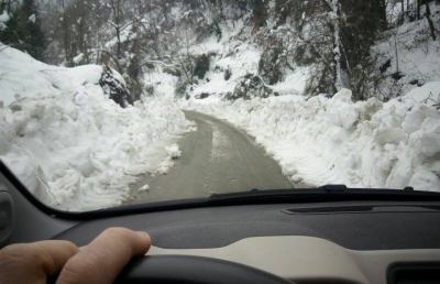 Neve e terremoto, una decina di frazioni ancora isolate nell'Ascolano