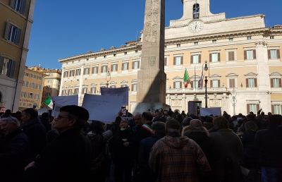 Terremoto, popolazioni Centro Italia in corteo a Roma fino a Montecitorio