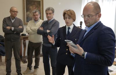 Ascoli, presentato nuovo sistema varchi elettronici. Castelli: “Centro storico più vivibile”