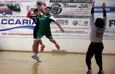 Pallamano, a Vasto quinta vittoria stagionale per l'Handball Club Monteprandone