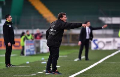 Avellino-Verona 2-0, le voci di Novellino e Pecchia post gara