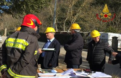 Vigili del fuoco Ascoli accompagnano delegazione Caritas europea nelle zone terremotate