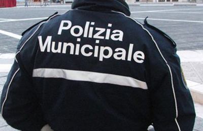 Ascoli Piceno, sgomberato immobile occupato abusivamente da rumeni
